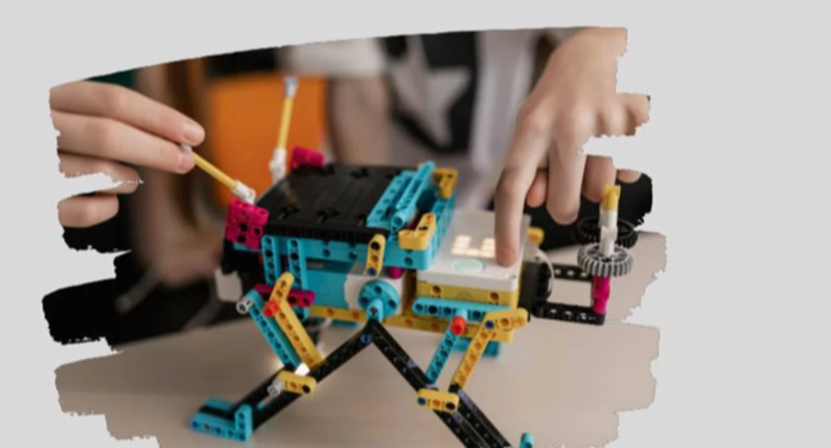 Stara Kiszewa. Robotyka - warsztaty z klockami Lego