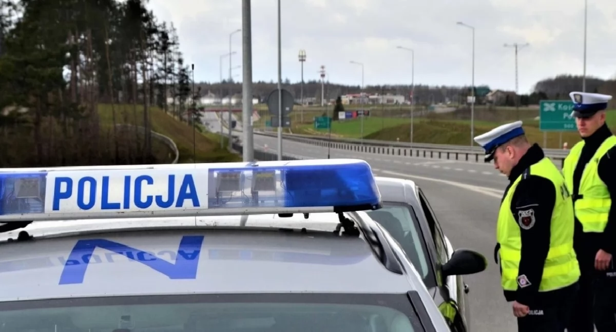 Policjanci zatrzymali dwóch kierowców. Jeden był nietrzeźwy, a drugi pod wpływem narkotyków