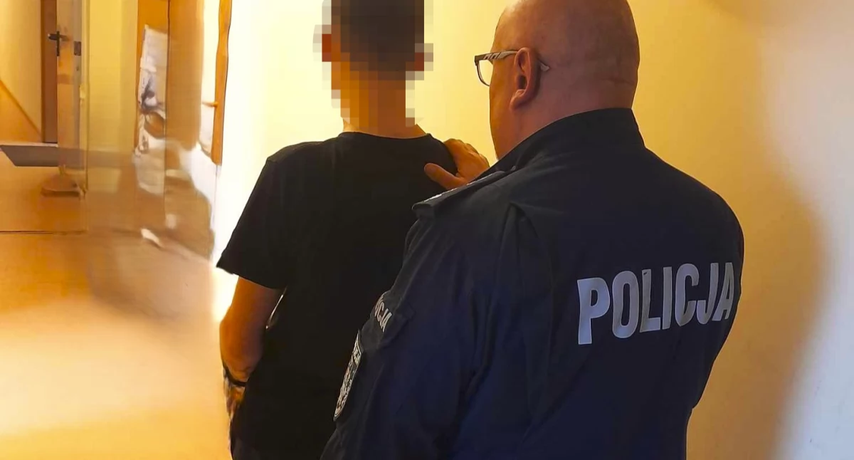 Lipusz. 33-latek rzucił się na policjantów
