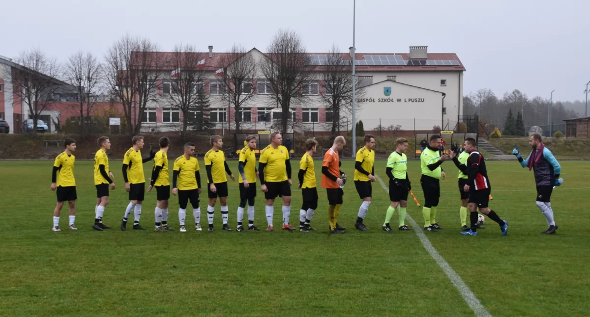 Emocje w V lidze! Pierwsze zwycięstwo Gwiazdy Karsin, a w derbach Wda lepsza od Wierzycy