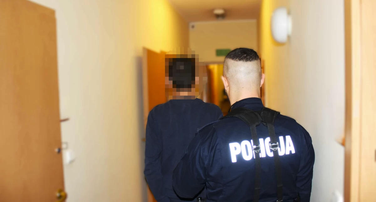 Uciekał przed policją pod wpływem narkotyków. W domu miał marihuanę