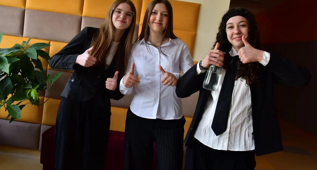 Egzamin ósmoklasity rozpoczęty. Uczniowie zaczęli od języka polskiego