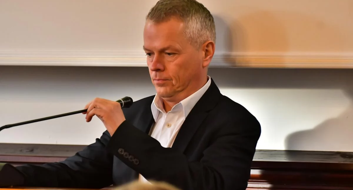 Marcin Modrzejewski – wzloty, upadki i polityczne wpływy przewodniczącego Rady Powiatu