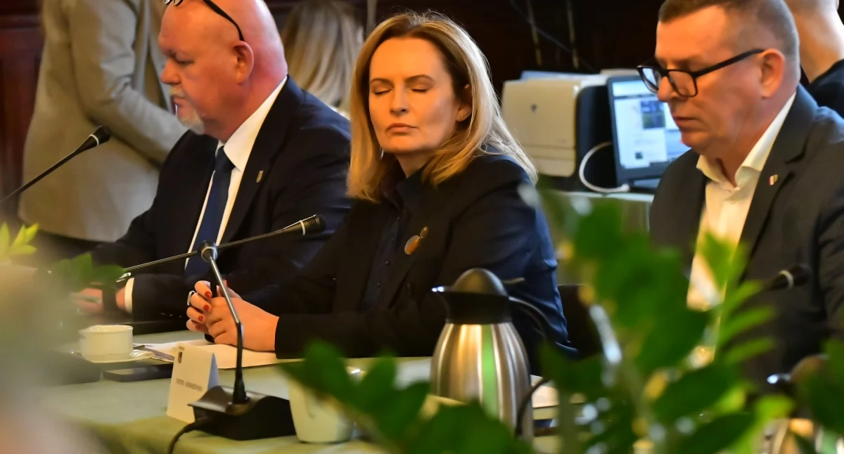 Władze powiatu dostały absolutorium, ale krytycznych uwag nie brakowało
