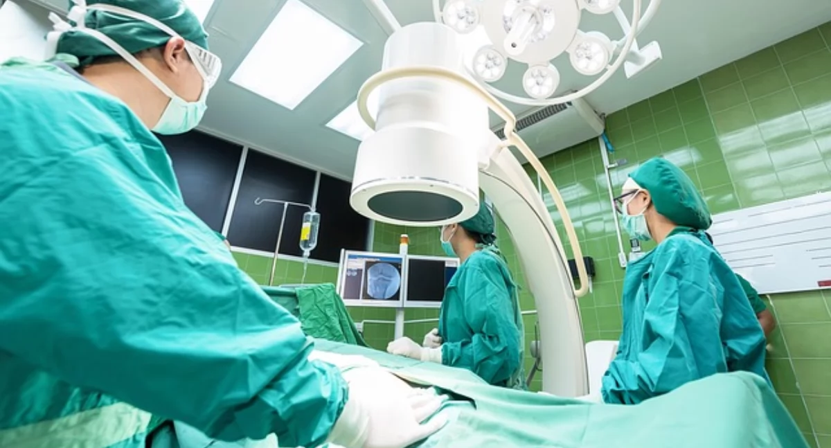 Nowa era w chirurgii w Kościerzynie. Szpital zakupi robota chirurgicznego!