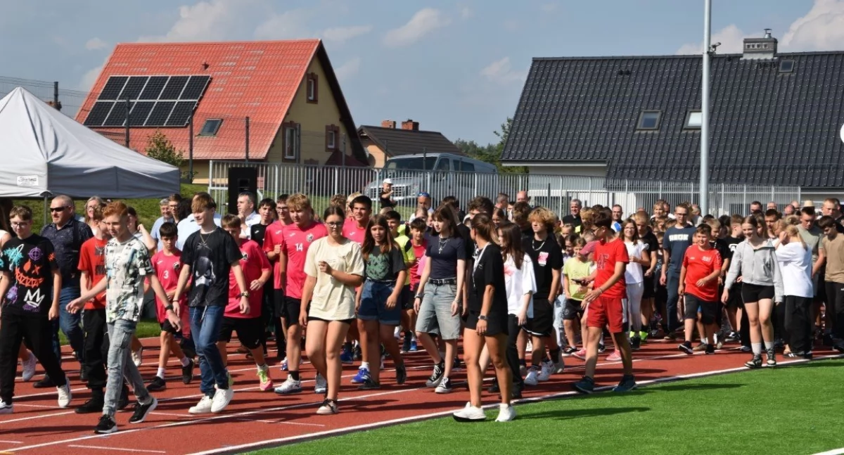 Nowa Karczma ma powód do dumy! Otwarto nowoczesny kompleks sportowy za ponad 7 mln zł