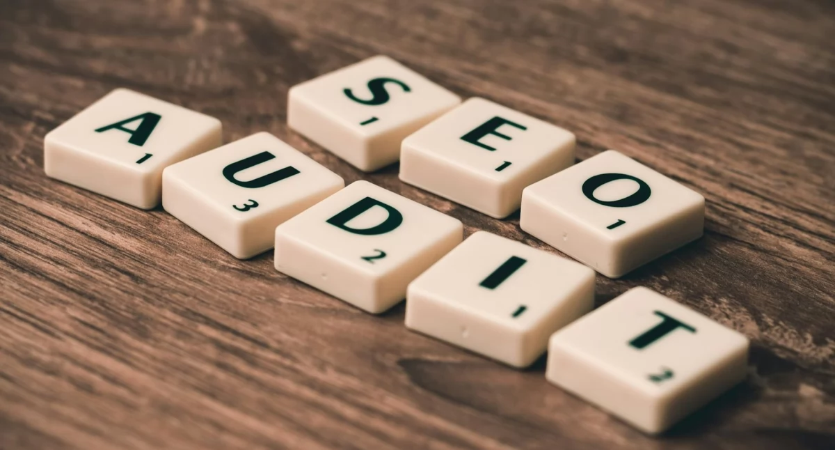Zmiany algorytmu Google w 2025 opis i rekomendacje MarcinKordowski.com
