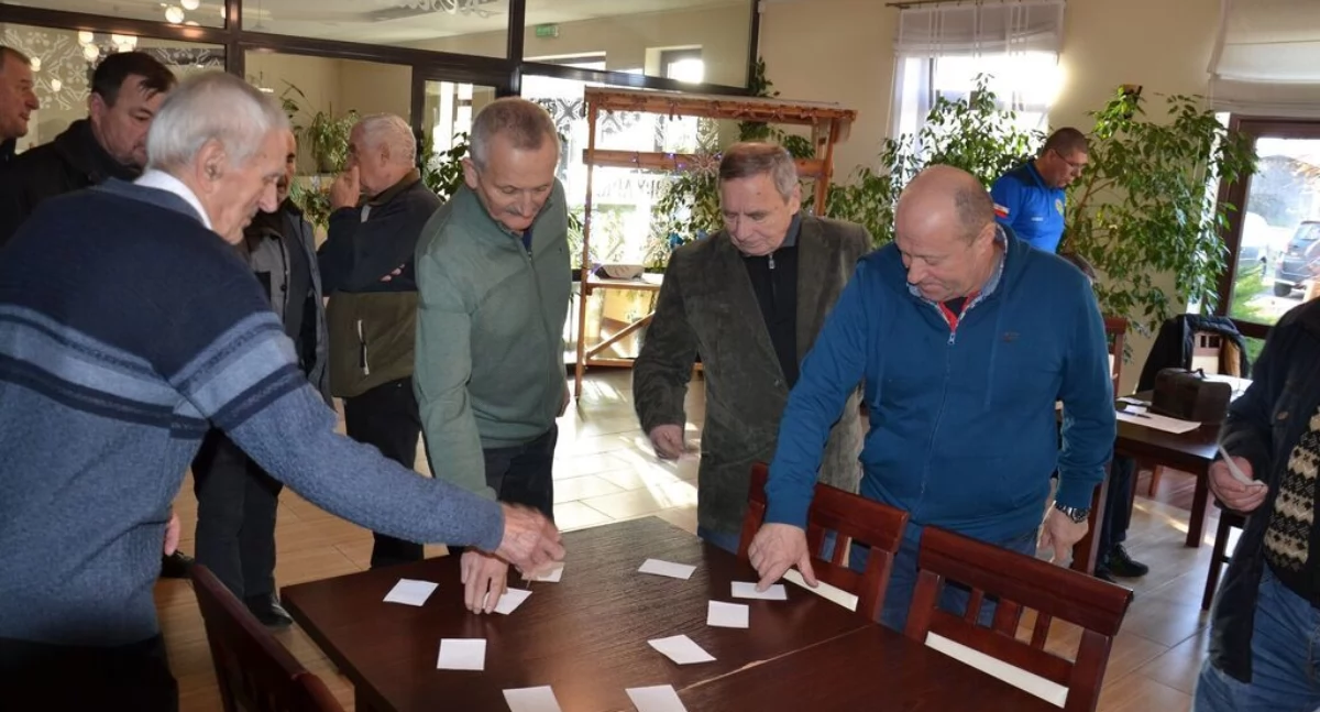 Karciane emocje w Dziemianach! XIII Memoriał Antoniego Mikołajczyka za nami