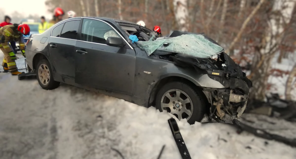 Groźny wypadek na trasie Dębogóry-Nowa Kiszewa! 22-latek trafił do szpitala!