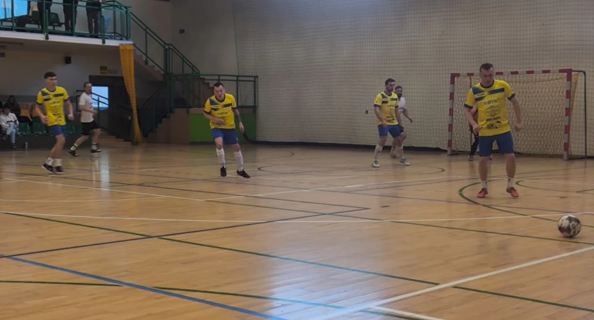 Scandpol Sulęczyno pokonuje FC Grabowo i wygrywa kościerską halówkę!