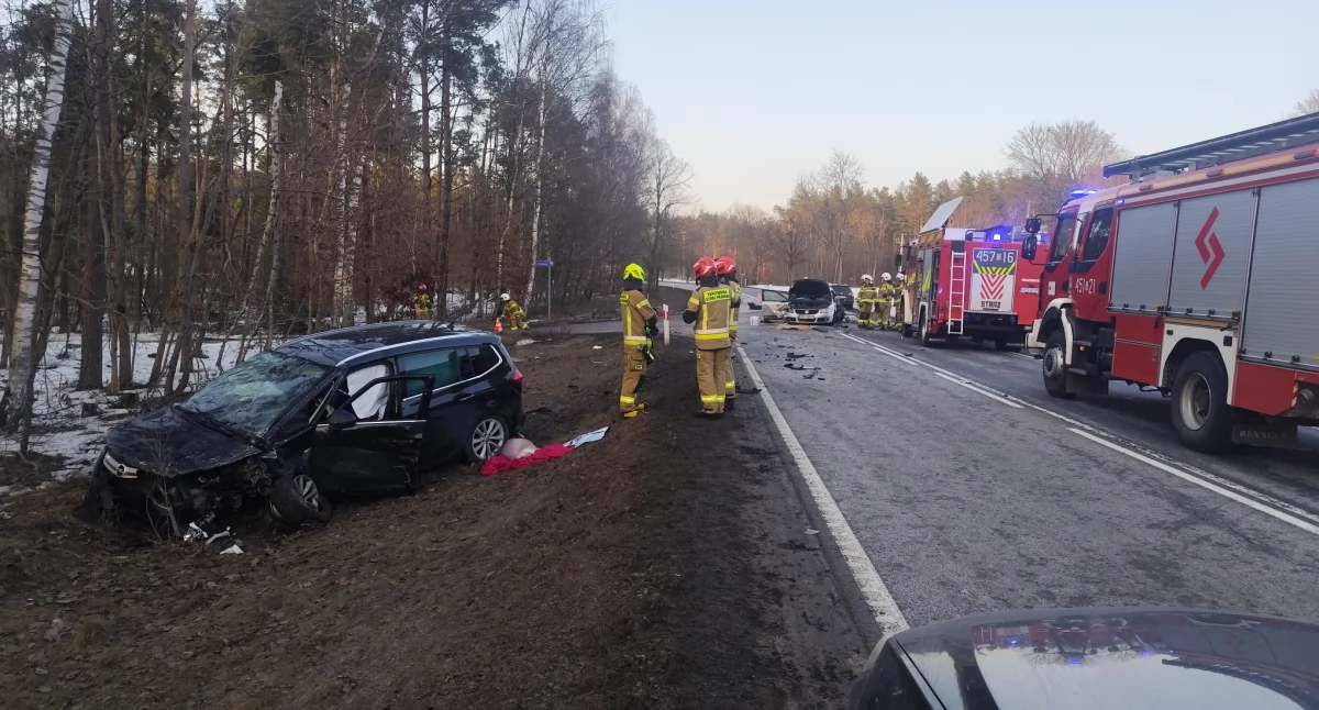 Groźny wypadek na DK 20. Ranne kobieta i dziecko!
