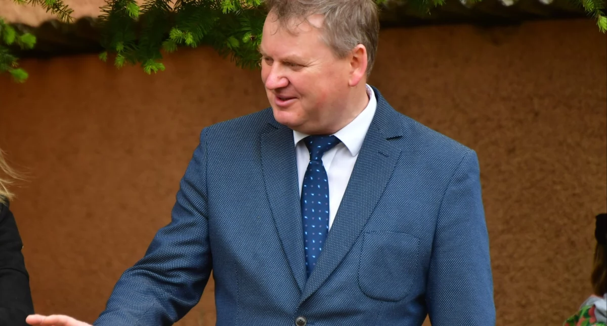 Wójt gm. Liniewo M. Warczak przeprasza byłego radnego za słowa o delirium! Musi też zapłacić!