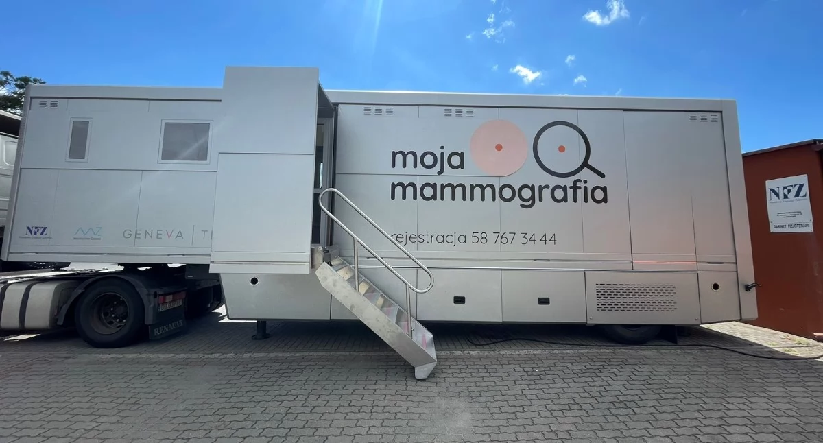 Tej wiosny daj dobry przykład i zbadaj piersi! Mammobus przyjedzie do Karsina i Nowej Karczmy