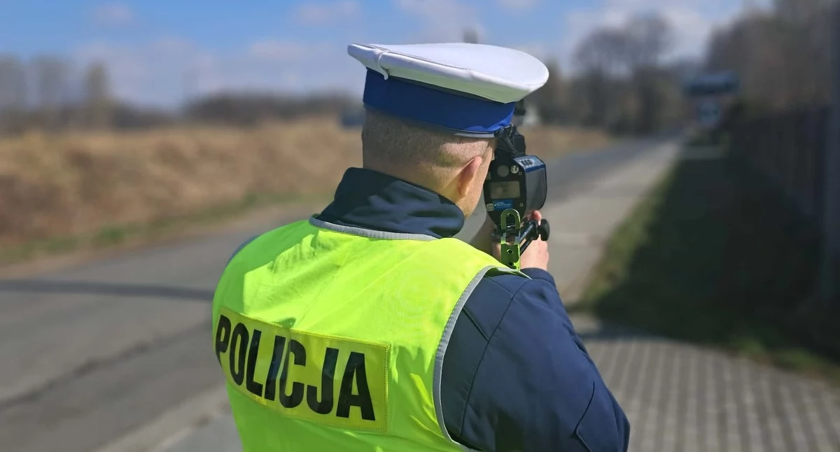 104 km/h w terenie zabudowanym! Surowe konsekwencje dla kierowców!