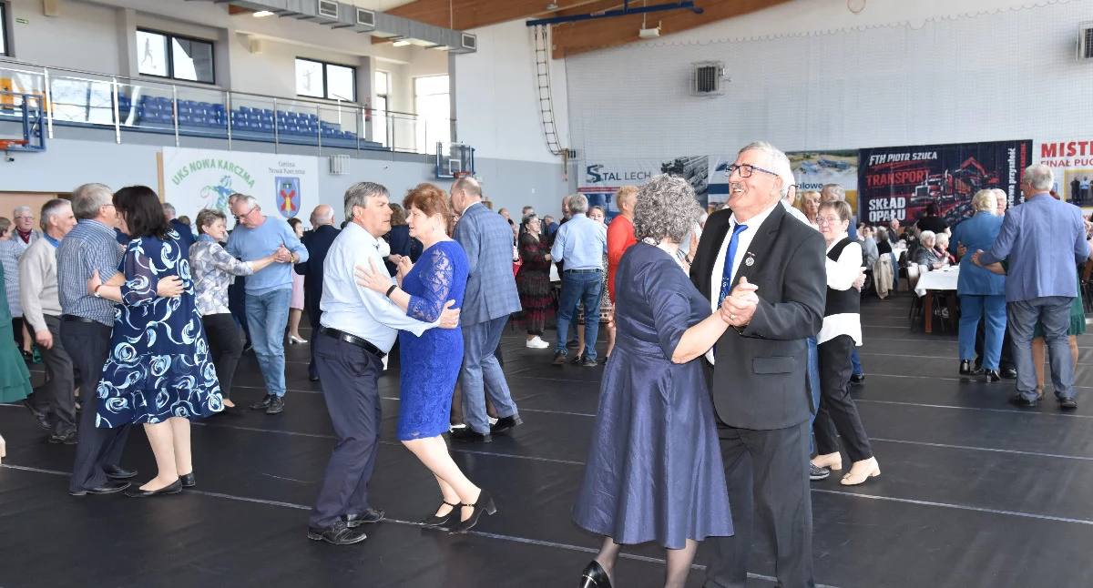 Seniorzy z gminy Nowa Karczma w świetnej kondycji. To był niesamowity bal