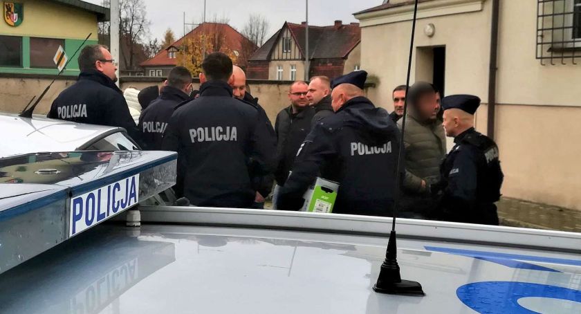Alarm bombowy w kościerskiej komendzie Policji