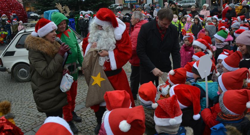 Spotkanie z Mikołajem na kościerskim Rynku