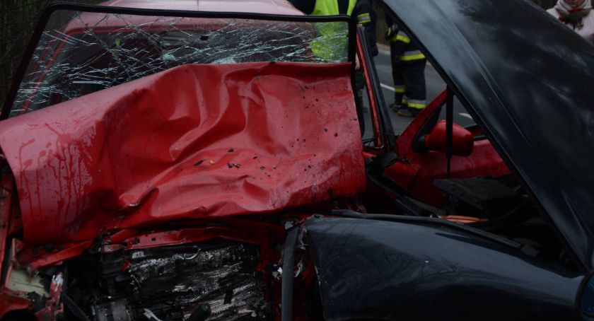 Nie żyje 73-latek w ranny w wypadku na trasie Kalisz-Lipuska Huta
