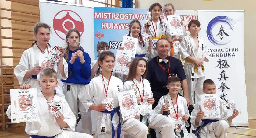 Kościerscy karatecy z medalami Mistrzostw Województwa Kujawsko-Pomorskiego