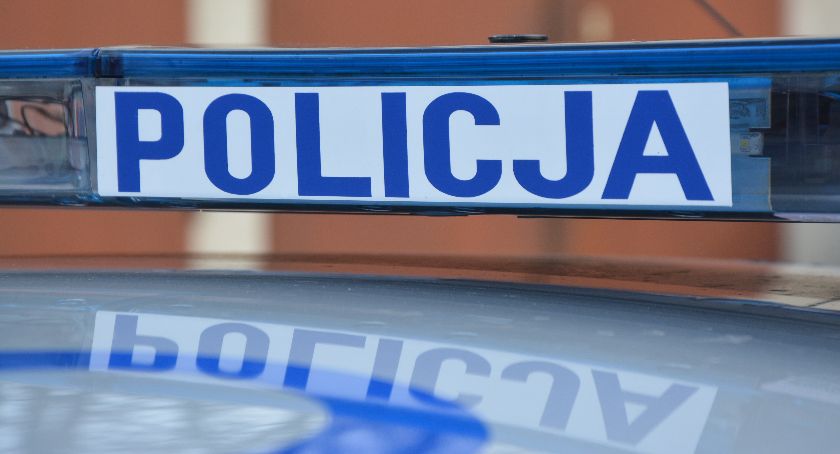 Kościerzyna. Nietrzeźwy rowerzysta uderzył w bok polo