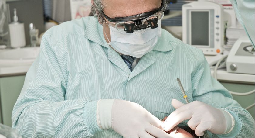 Lista gabinetów stomatologicznych i ginekologicznych, gdzie uzyskasz pomoc