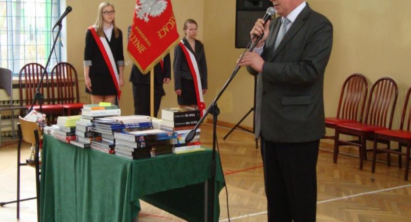 Konkurs na dyrektora unieważniony. Kto będzie kierował I LO?