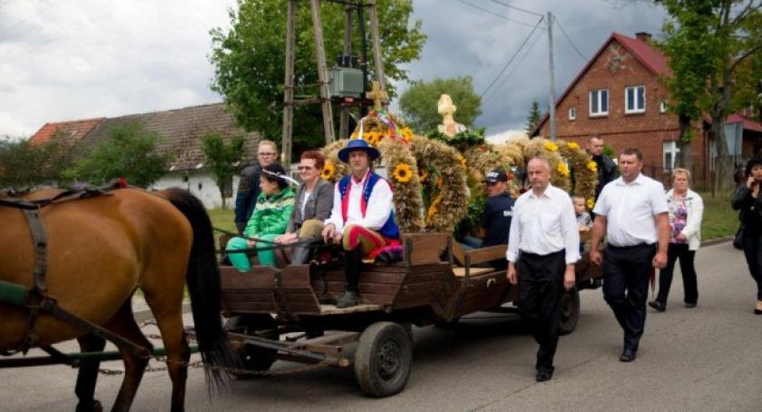 Wdzydze. Gminne święto plonów i sołeckie rywalizacje
