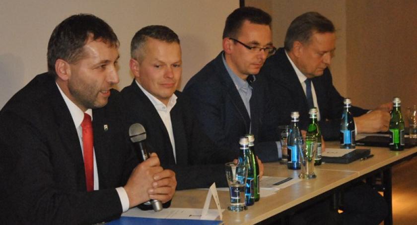 Kandydaci na burmistrza dla młodych 