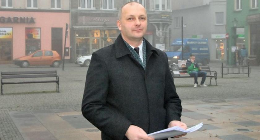 Wojna podjazdowa w Kościerzynie - w co się bawią kandydaci?