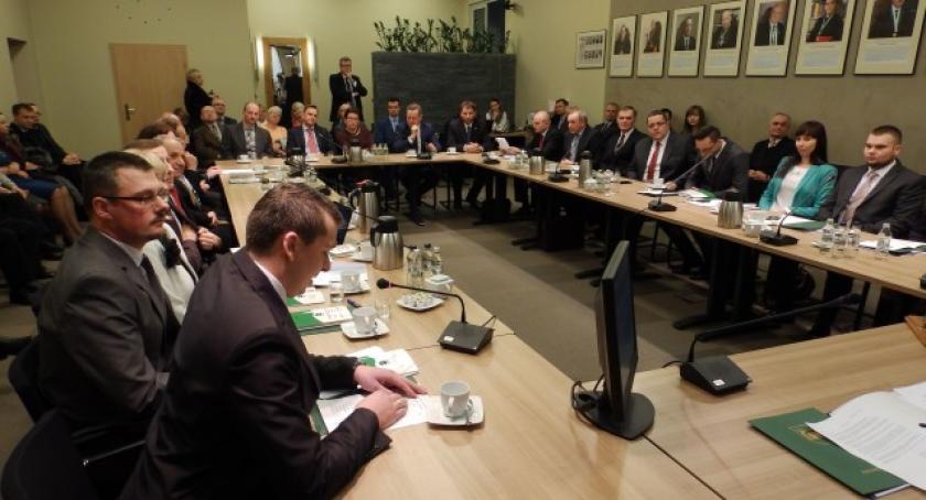 Nowa rada, nowa przewodnicząca, czyli pierwsza sesja VII kadencji Rady Miasta Kościerzyna