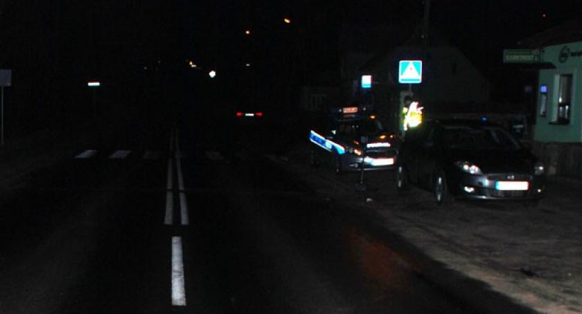 Kalisz. Miał 2,5 promila - wtargnął pod nadjeżdżający samochód