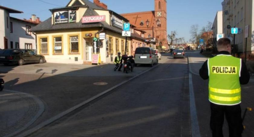 Kościerzyna. Skuter zderzył się z mercedesem 