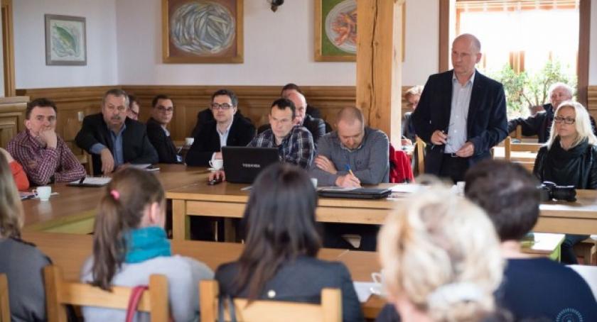 Przedstawiciele branży turystycznej debatowali