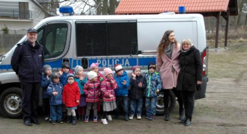 Policjanci odwiedzili przedszkole w Kłobuczynie