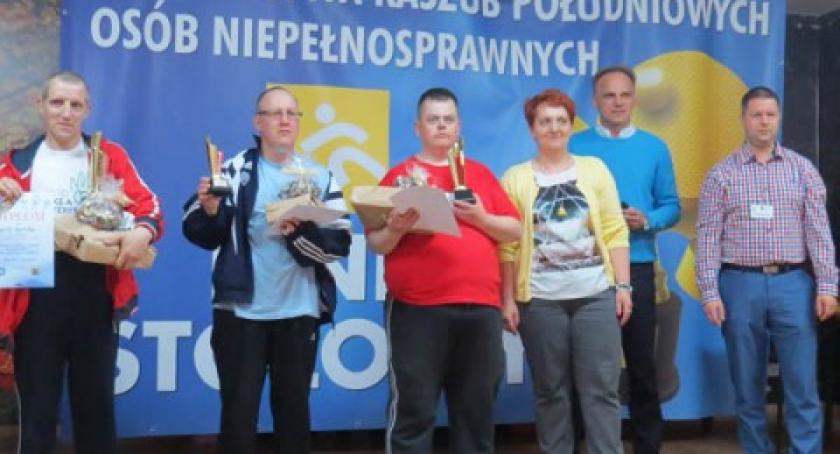 Sportowy sukces podopiecznych kościerskiego Środowiskowego Domu Samopomocy