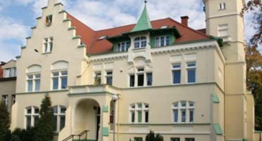 Skarbnik powiatu Jerzy Gackowski straci pracę 