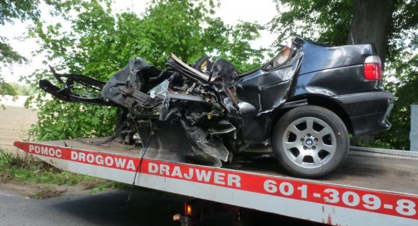 Lubań. Trzy młode osoby zginęły w tragicznym wypadku