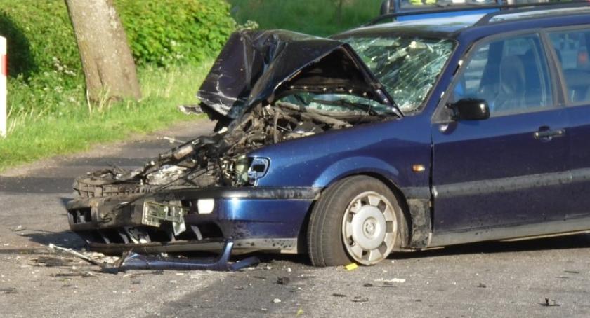 Lubań. Zderzenie passata z busem