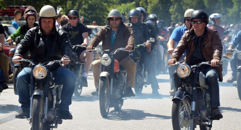 260 weteranów przejechało ulicami gminy Karsin