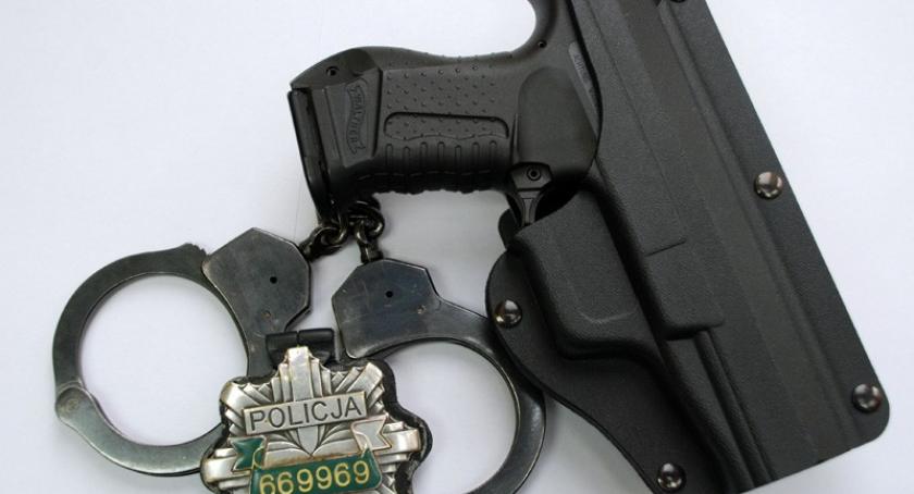 36-latka i 27-latek odpowiedzą za kradzież