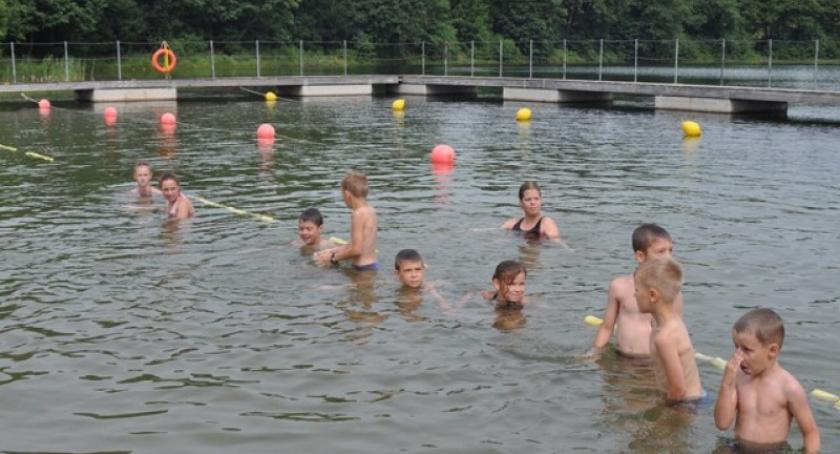 Nauczyli się pływać i zdobyli kartę pływacką