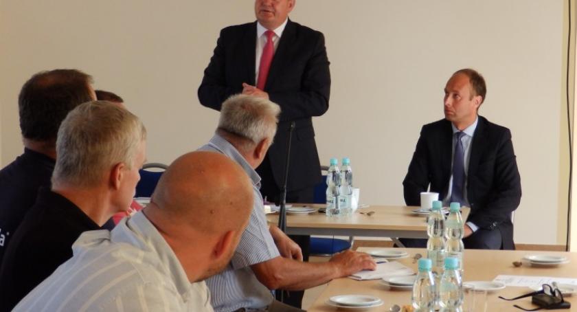 Wiceminister rolnictwa: na Pomorzu dziewięć komisji szacuje straty z powodu suszy 