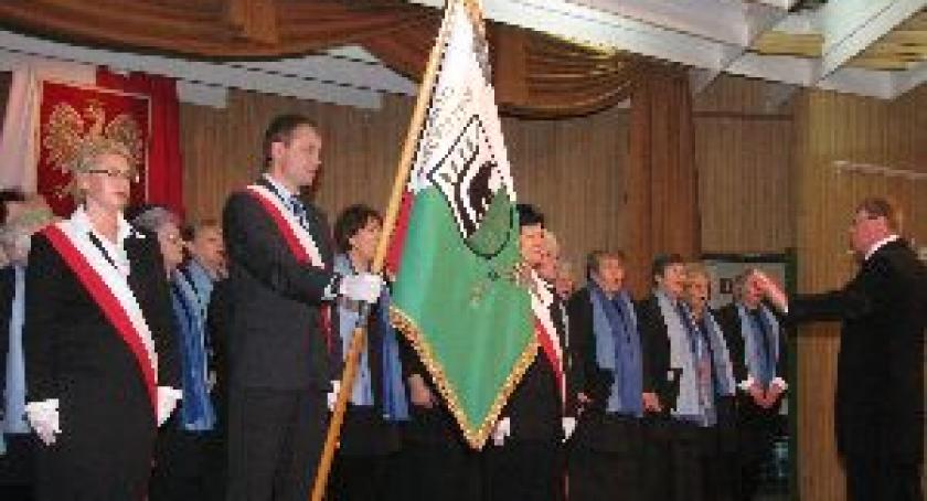Medale dla zasłużonych, nagrody dla nauczycieli