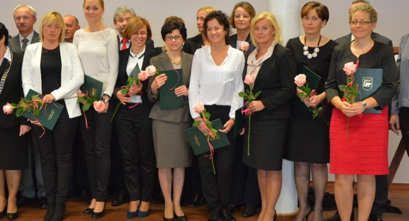 Kościerzyna. Podziękowania i nagrody dla nauczycieli 