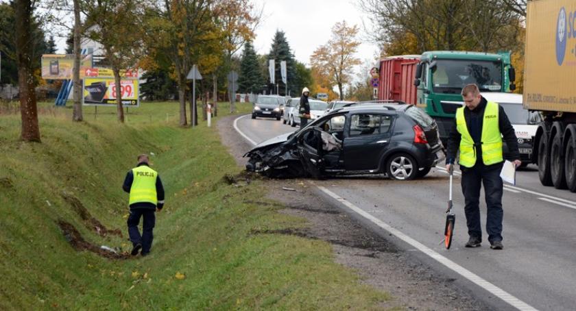 Kościerska Huta. Zderzenie dwóch pojazdów na K20