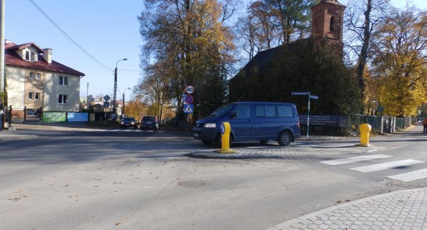 Uwaga, zmiana organizacji ruchu w Kościerzynie. Sprawdź, jak dojechać na cmentarz 