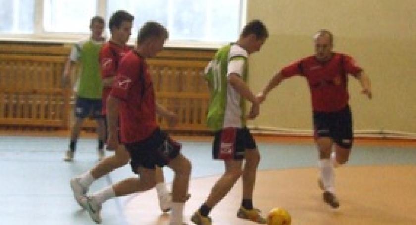Eko-Dom znów na tronie. II i III liga halówki wznowiła rozgrywki