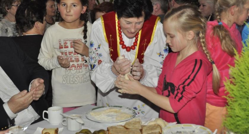 Kościerzyna. Kultywowali adwentowe zwyczaje i doskonale się bawili