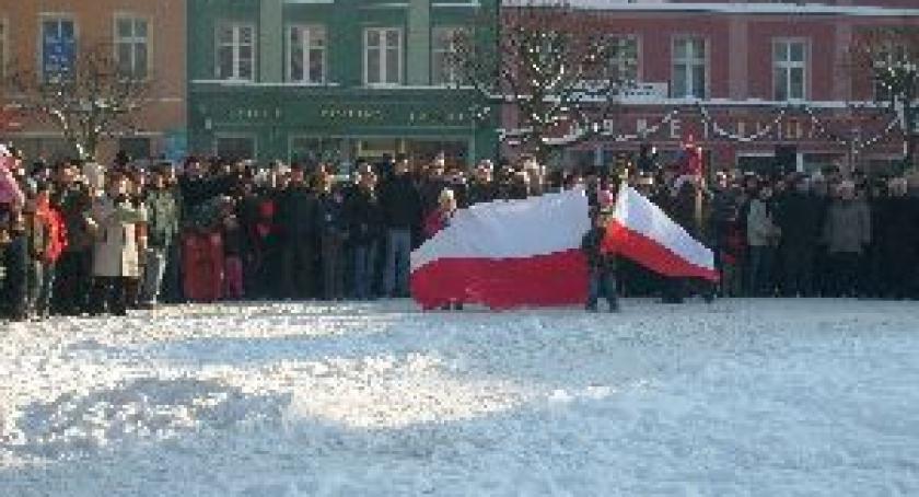 Zebrali się na rynku, jak 90 lat temu 