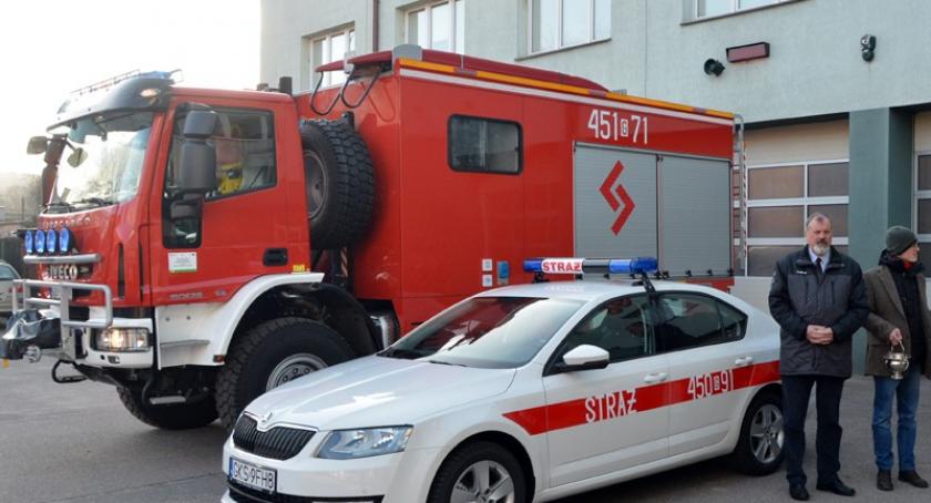 Kościerzyna. Strażacka kolęda z poświęceniem nowych wozów w tle